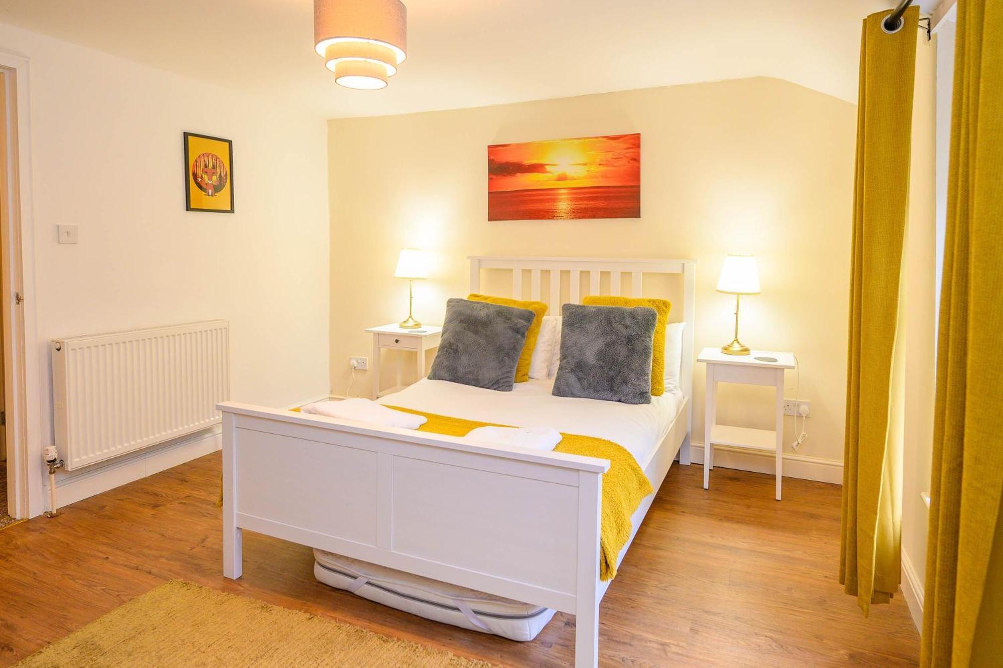 Llareggub Amazing House In Afan Forest With Breath-Taking Views By Staystaycations Port Talbot Eksteriør billede